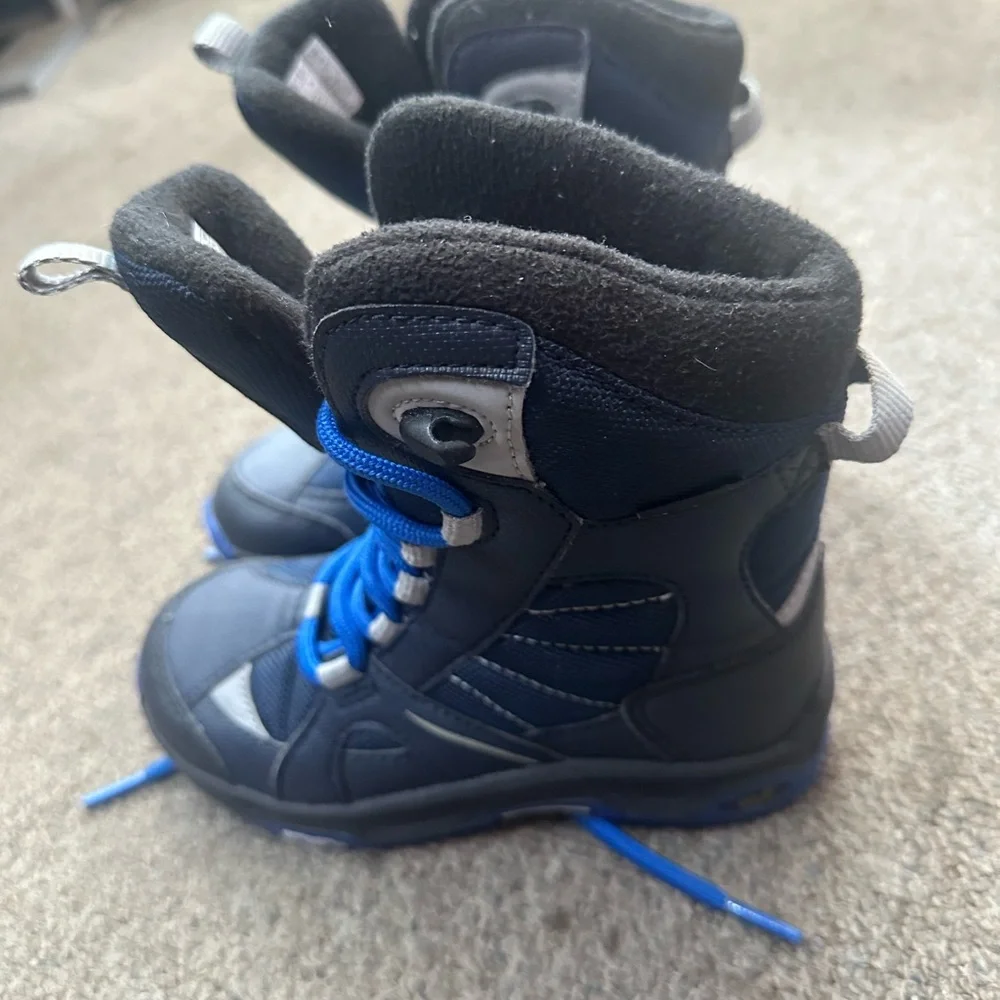 Jack Wolfskin‎ Kids' Blue and Black Boots